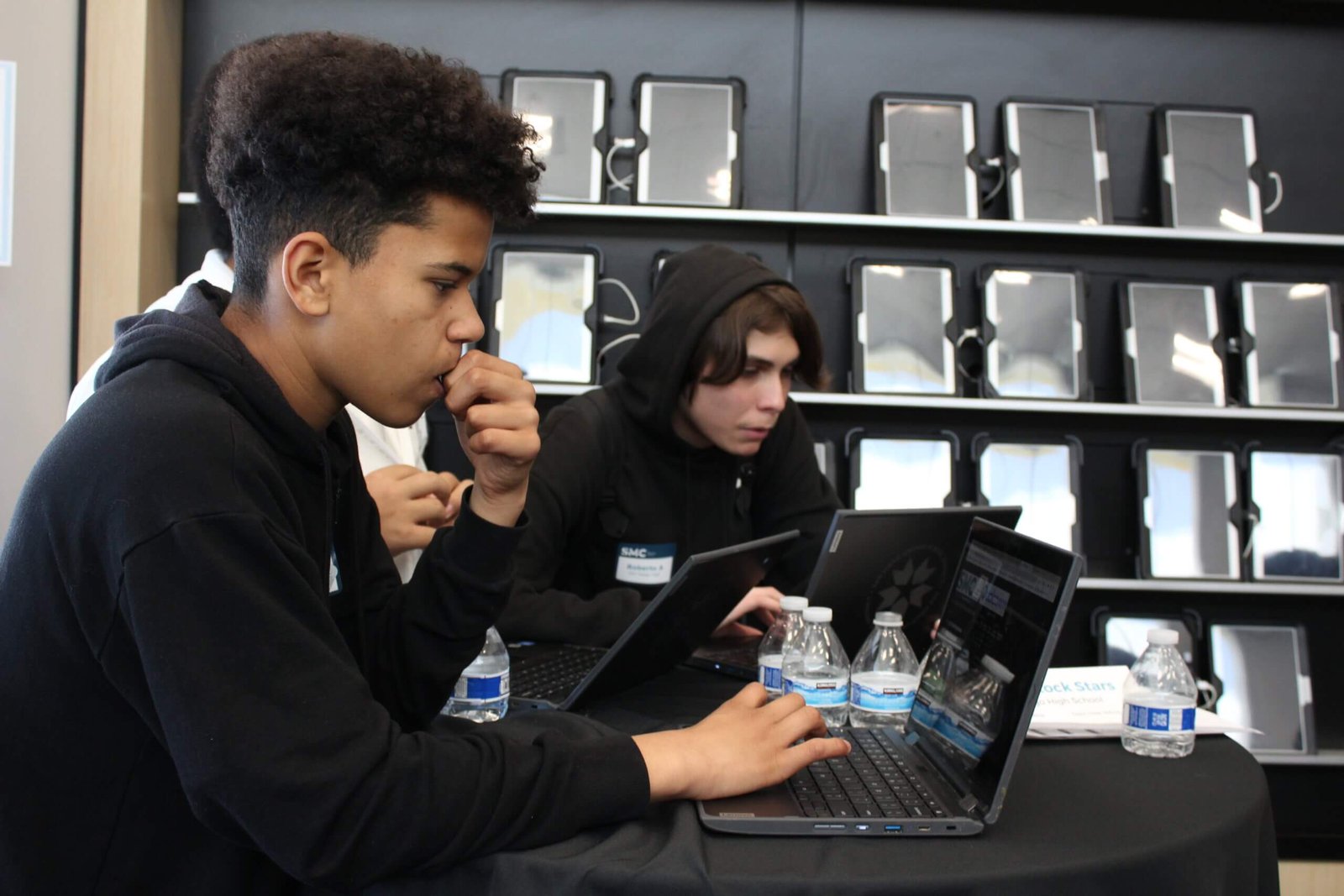 Students at Stock Market Challenge